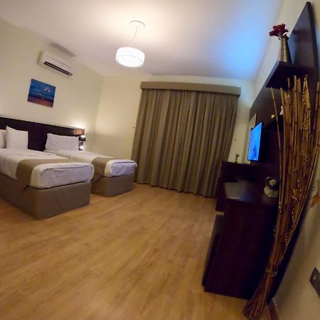 Weekend Hotel & Apartments Maskat Dış mekan fotoğraf