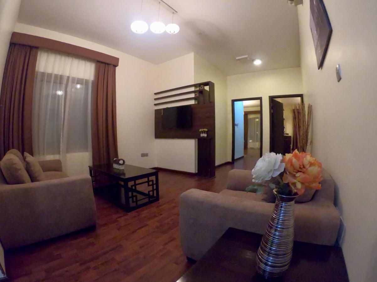 Weekend Hotel & Apartments Maskat Dış mekan fotoğraf