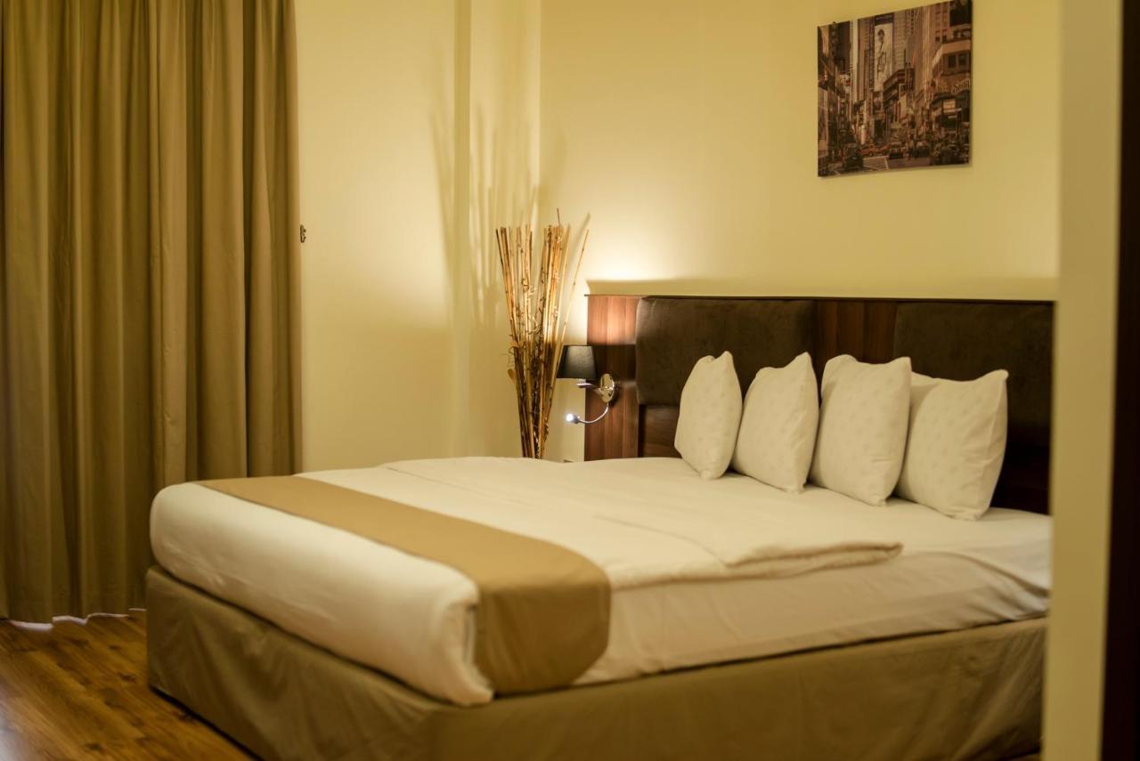 Weekend Hotel & Apartments Maskat Dış mekan fotoğraf