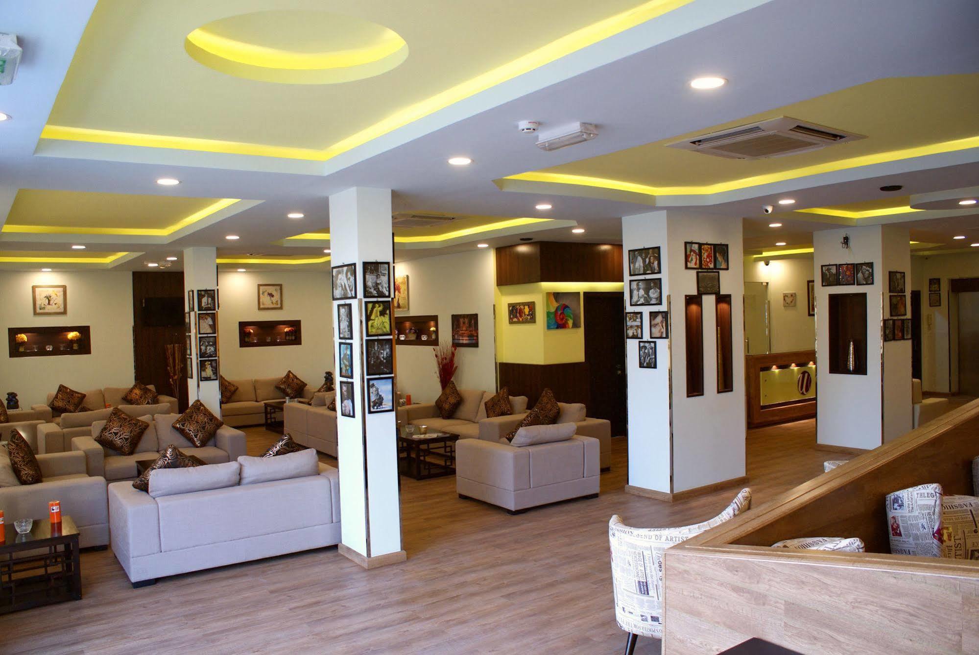 Weekend Hotel & Apartments Maskat Dış mekan fotoğraf