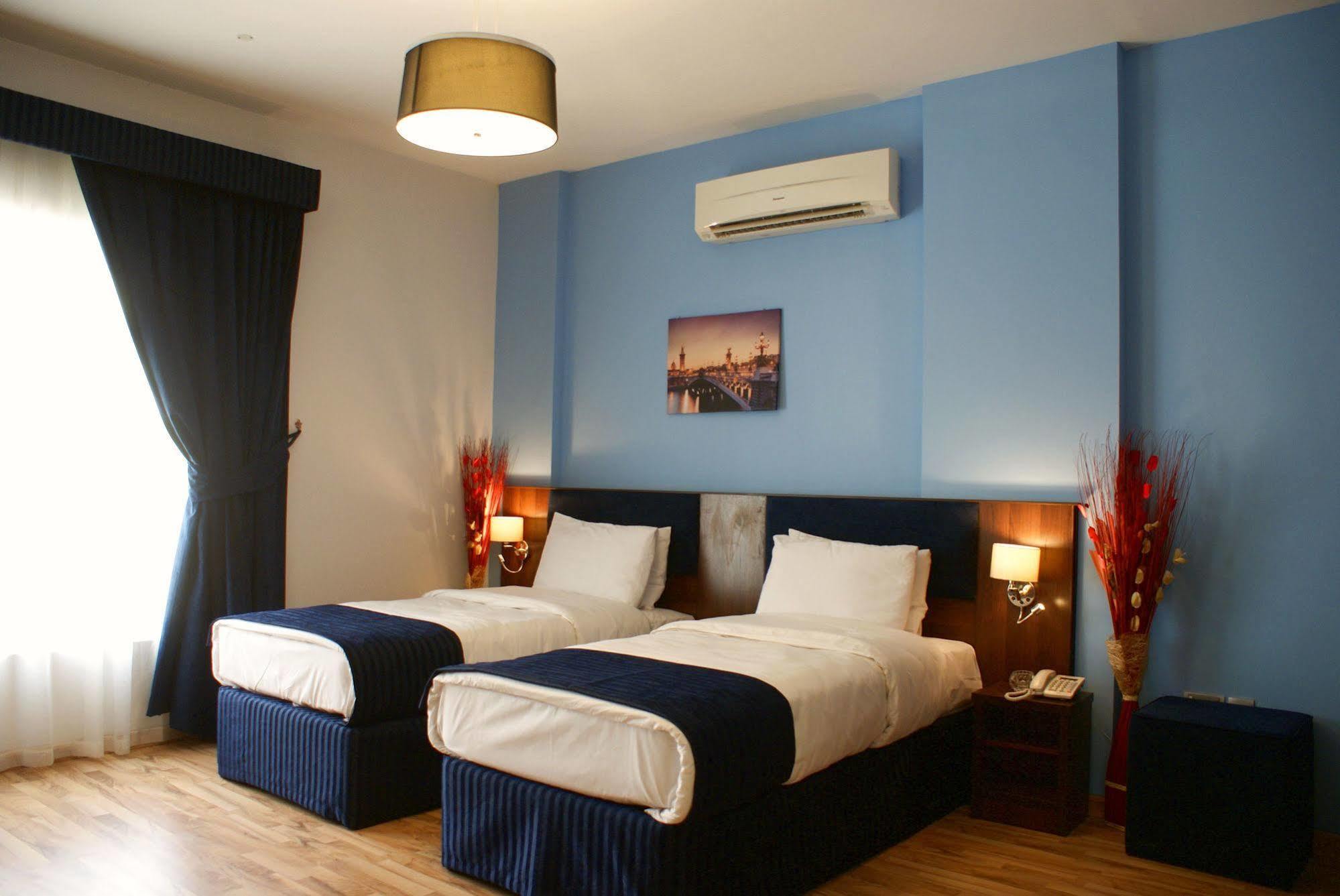 Weekend Hotel & Apartments Maskat Dış mekan fotoğraf